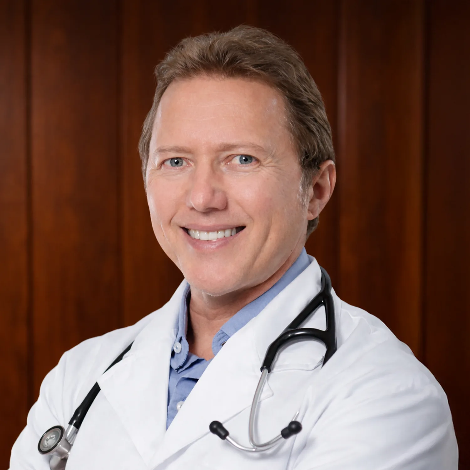Dr. Martinho de Meneses, médico infectologista